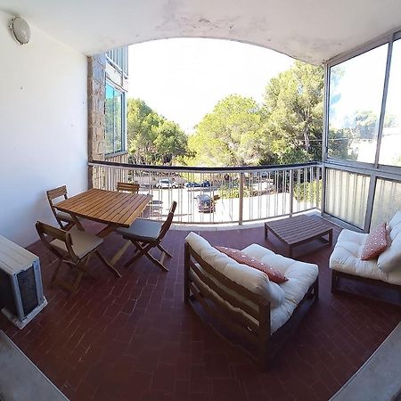 Loft Climatise "La Pinede", 50 M2, Tres Calme, 5 Mn A Pied Des Plages, Lit King Size La Seyne-sur-Mer Ngoại thất bức ảnh