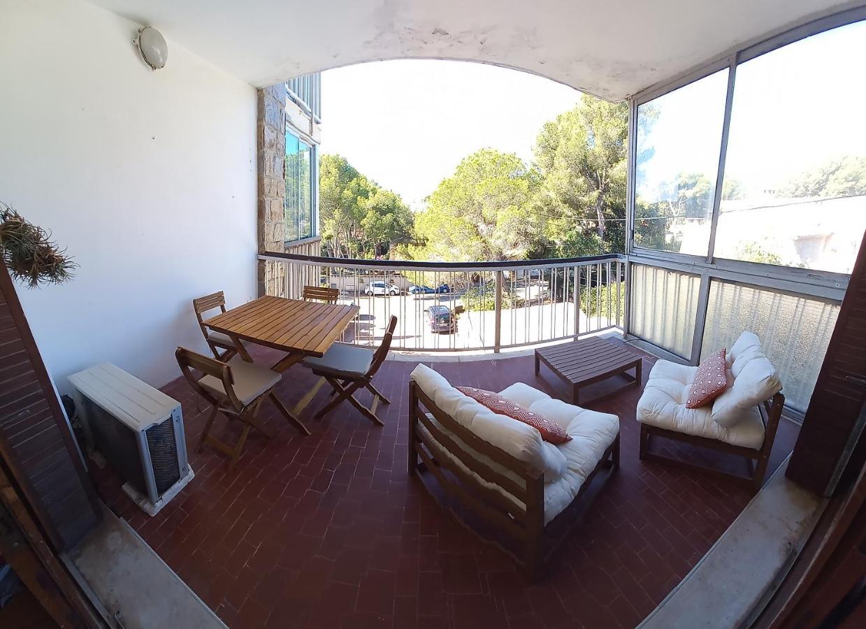 Loft Climatise "La Pinede", 50 M2, Tres Calme, 5 Mn A Pied Des Plages, Lit King Size La Seyne-sur-Mer Ngoại thất bức ảnh